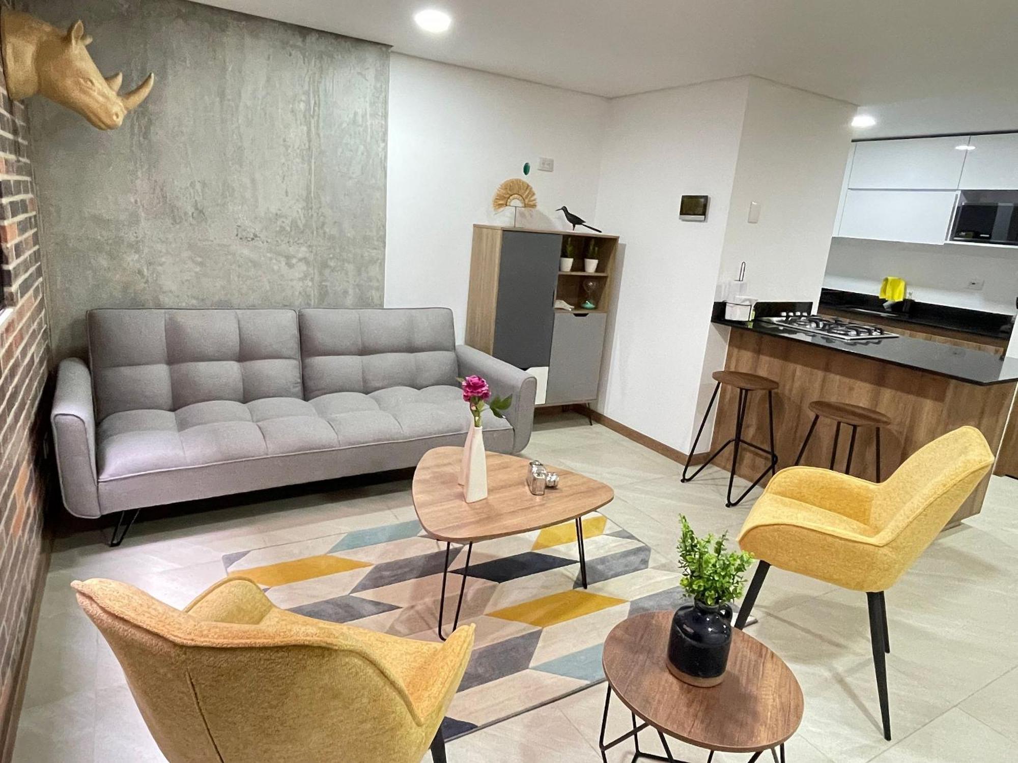 Housinn Co-Living Fatima En Medellin Luaran gambar